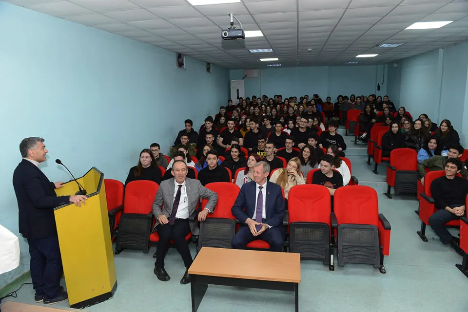 Süleymanpaşalı üniversite adaylarına Paşa Kart desteği