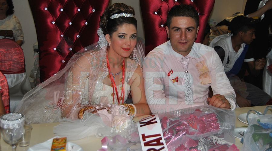 Karakoç ve Vatansever ailelerinin düğün mutluluğu 