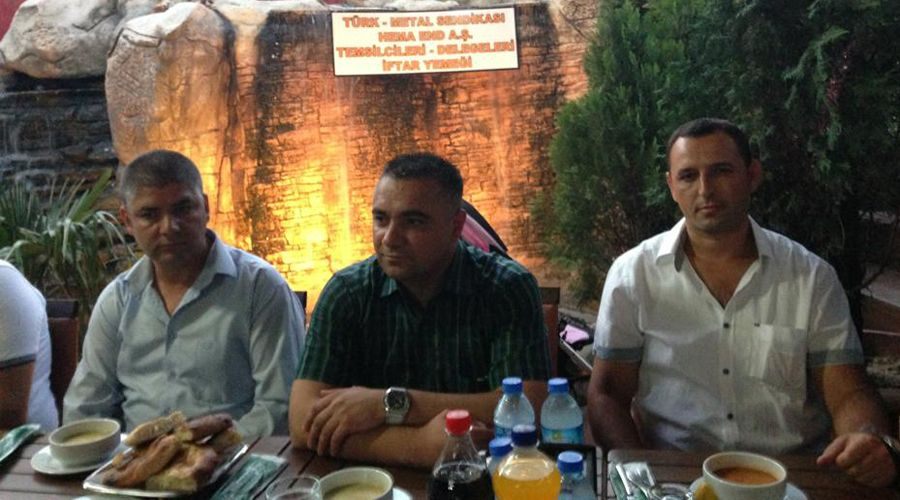 Türk Metal temsilcileri iftarı birlikte açtı 