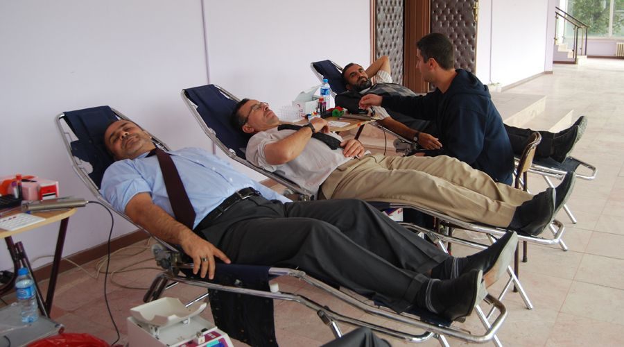 Din görevlilerinden kan bağışı 
