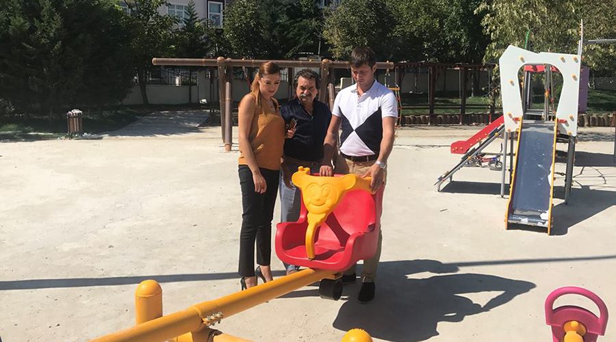 Başkan Akay Muhsin Yazıcıoğlu Parkı yenileme çalışmalarını inceledi