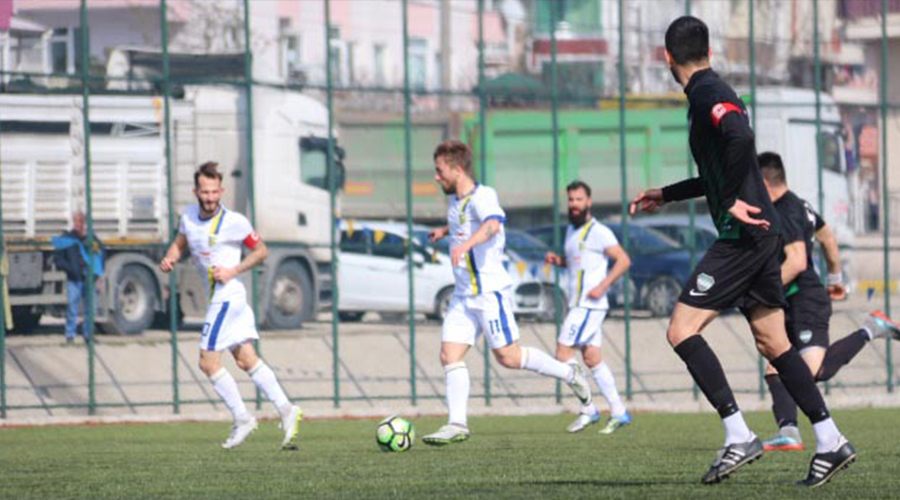 Kapaklıspor 3 puanı üç golle aldı