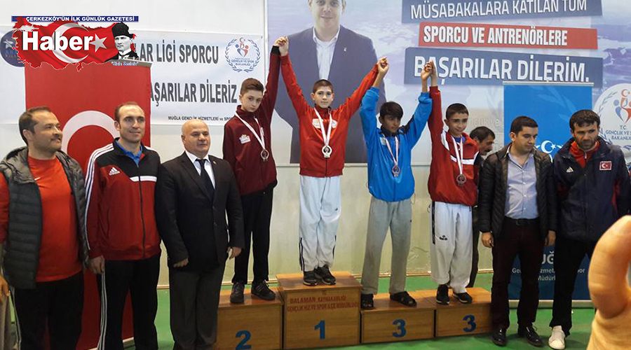 Tekirdağlı Taekwondocular Takım Halinde Türkiye Şampiyonu Oldu