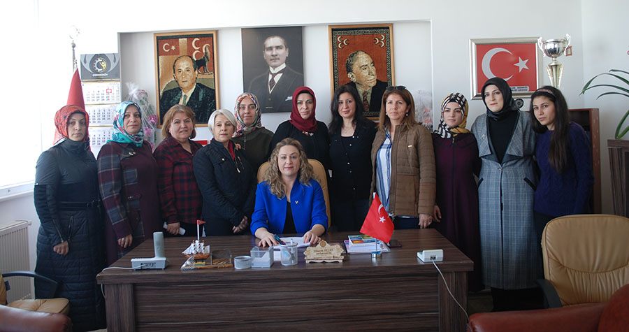 Aksan: Tüm olumsuzluklar Türk kadınları tarafından kaldırılacaktır