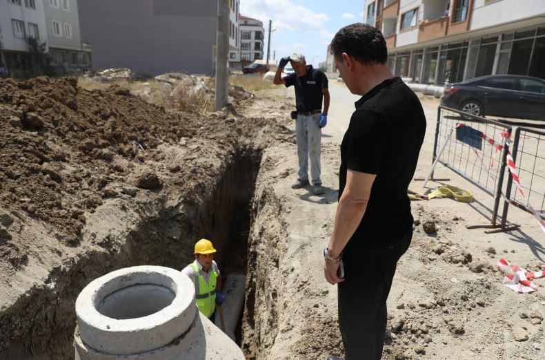 Başkan Çetin, ilçede devam eden çalışmaları inceledi