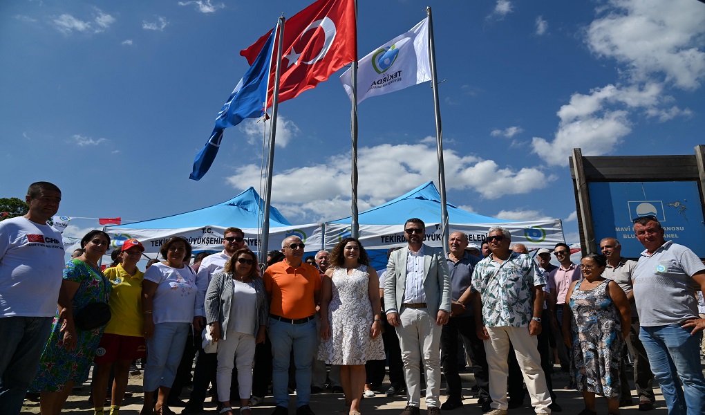 Şarköy plajlarında mavi bayraklar dalgalanıyor