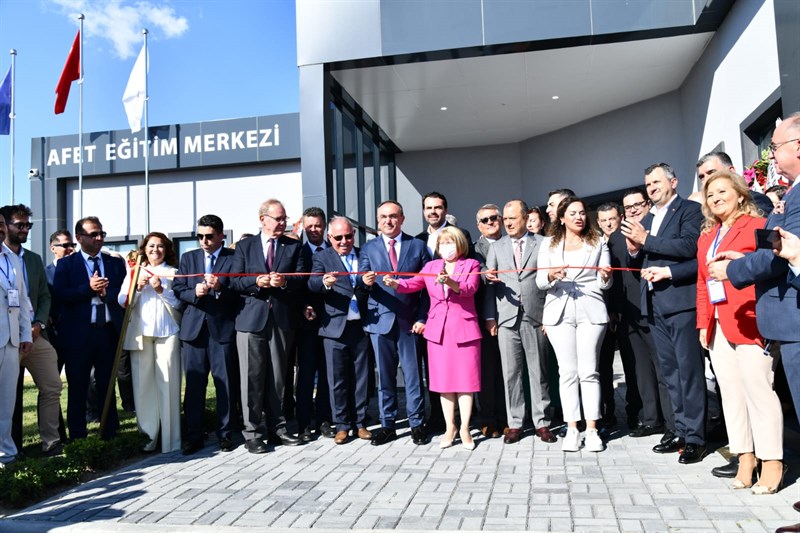 Çorlu İş İnsanları ve Sanayiciler Derneği Toplantı ve Afet Eğitim Merkezi Binası açıldı