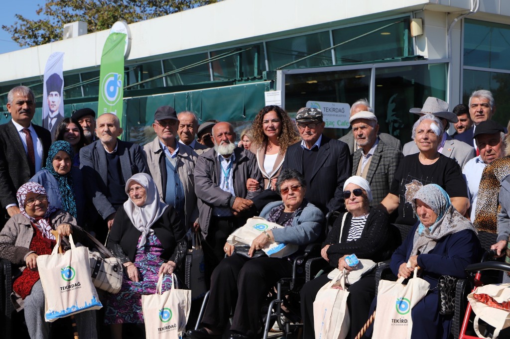 Dünya Yaşlılar Günü etkinlikle kutlandı