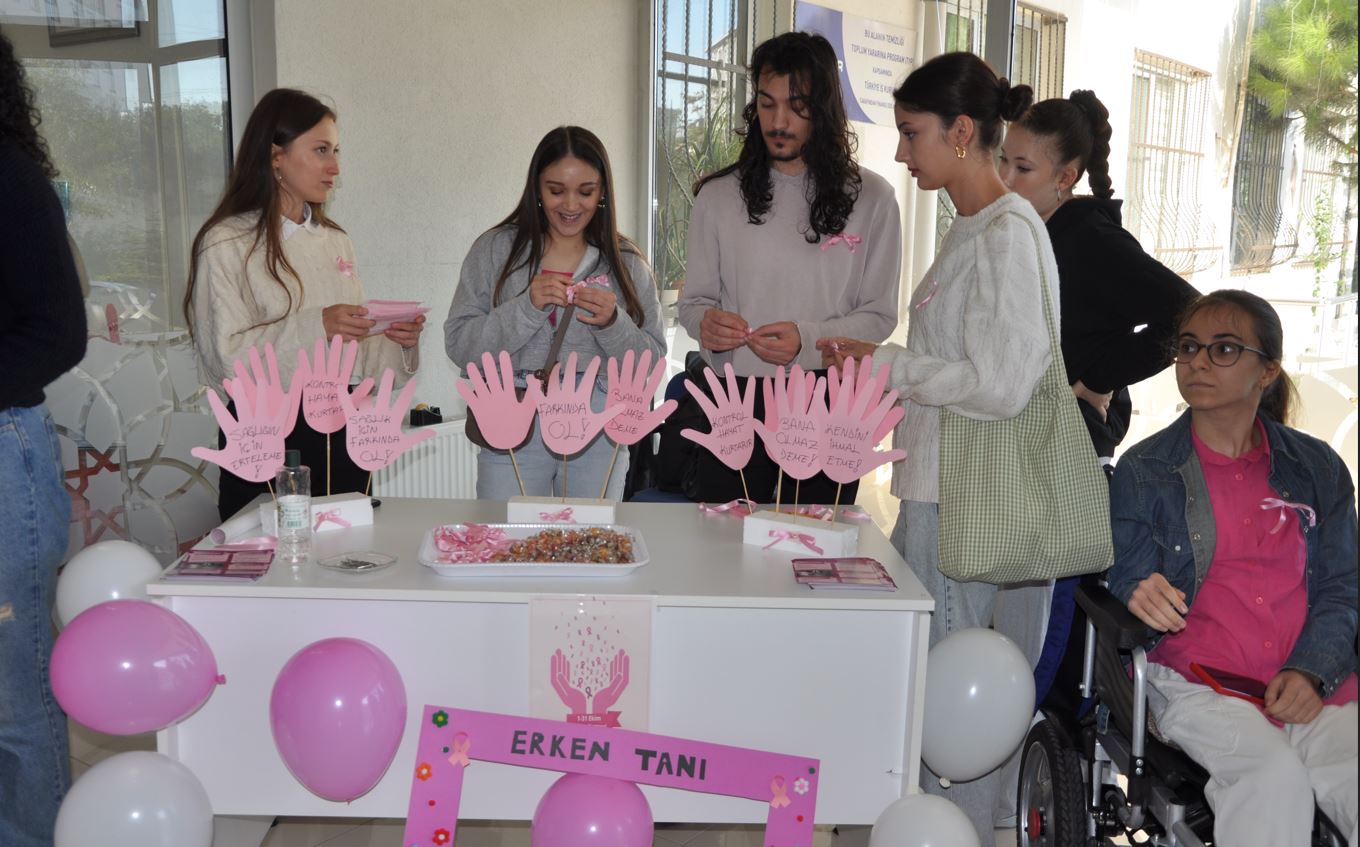 Çerkezköy MYO’da ‘Pembe Kurdele’ etkinliği düzenlendi