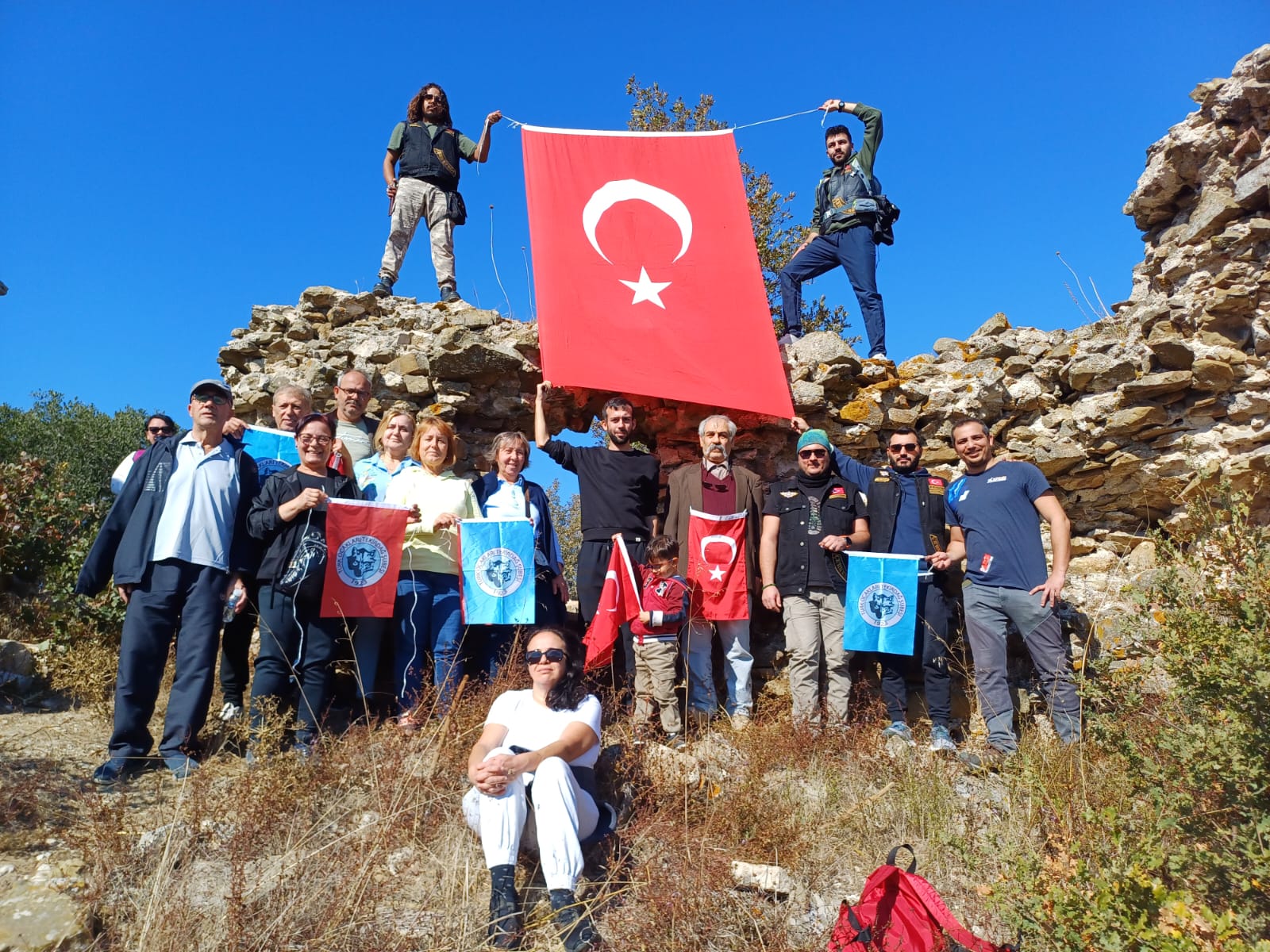 Türk Ocakları ve Türk Riders Motosiklet Kulübü Cumhuriyet için doğa yürüyüşünde buluştu