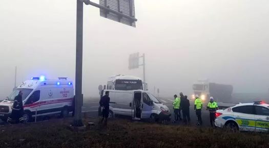 Saray’da yoğun sis kazaya neden oldu: 4 yaralı