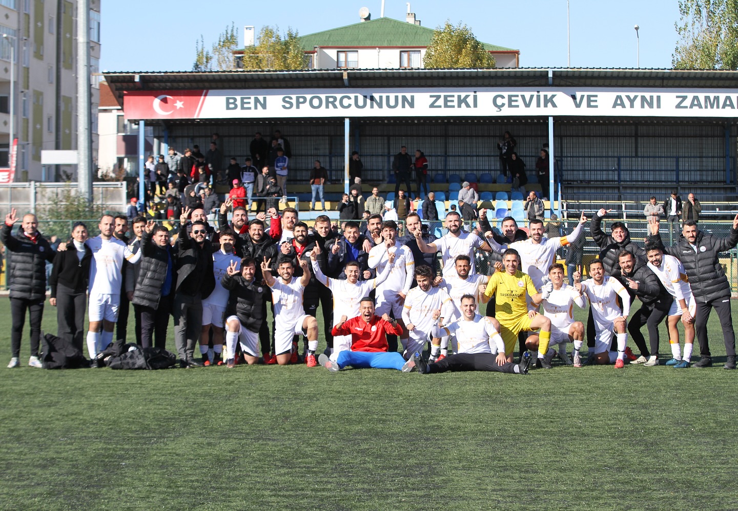 Taşkıranlar Samsugüncü Kapaklı Kartalspor’u üç golle geçti