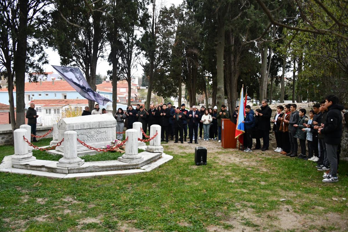 Vatan Şairi Namık Kemal vefatının 136. yılında kabri başında anıldı