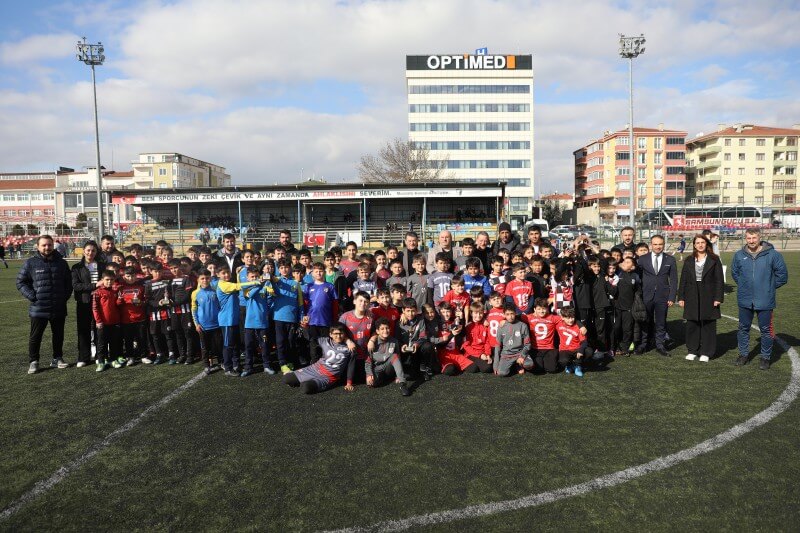 Kapaklı’da ‘Sömestr Cup’ futbol turnuvası düzenlendi