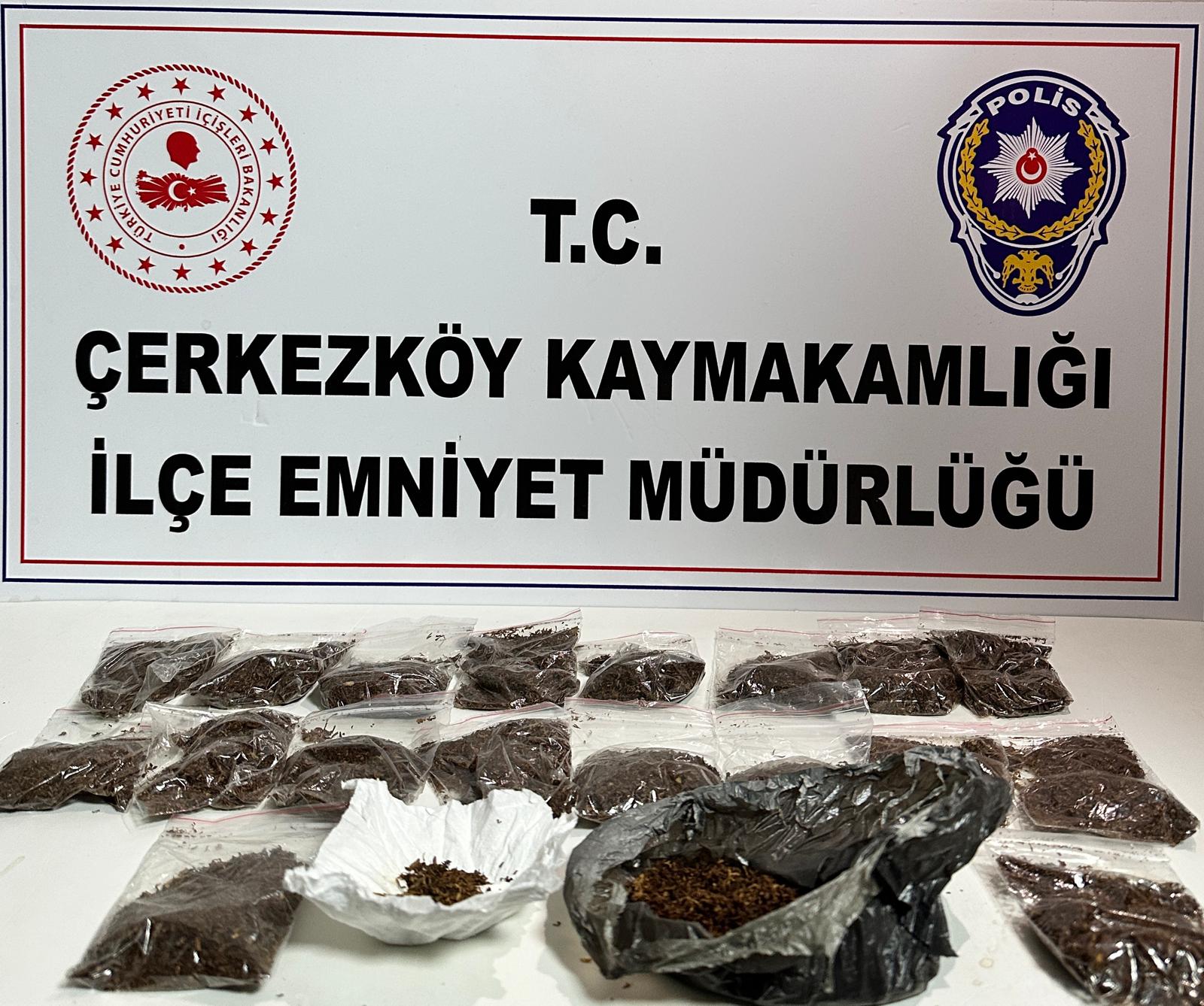 Zehir tacirlerine polis tokadı