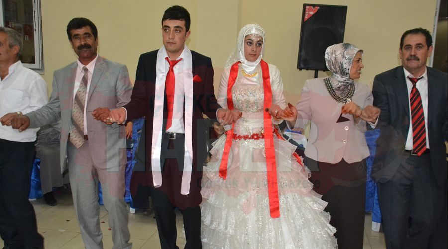 Günay ve Türkanlı ailelerinin düğün mutluluğu