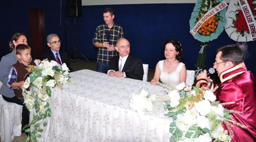2012’de bin 121 nikah kıyıldı 