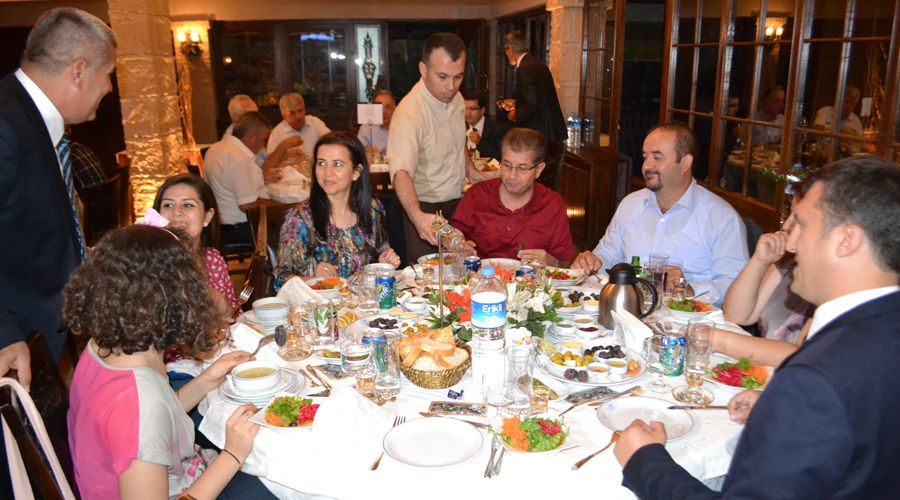 Çetin Group 3. Kez iftar sofrası kurdu