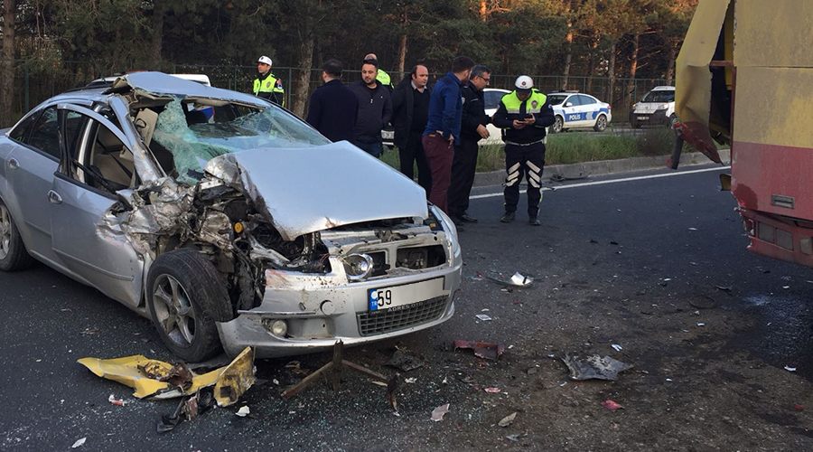 Kapaklı-Çerkezköy yolunda zincirleme kaza 2; yaralı