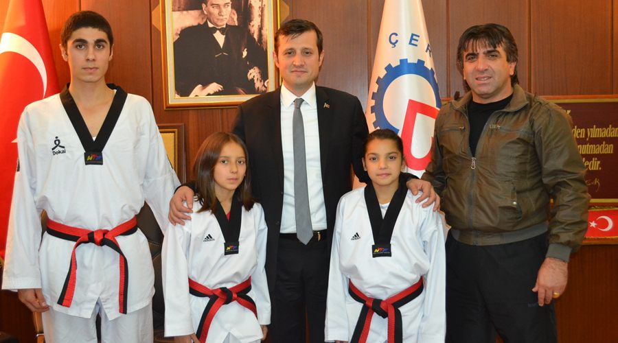 Türkiye şampiyonasına katılacak sporcular Akay