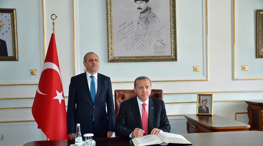 Cumhurbaşkanı Erdoğan, kurumları ziyaret etti